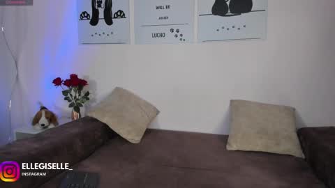 Yiss online show from March 2026 02:57:02 AM