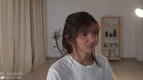 Linda Restrepo online show from January 2025 09:28:01 PM