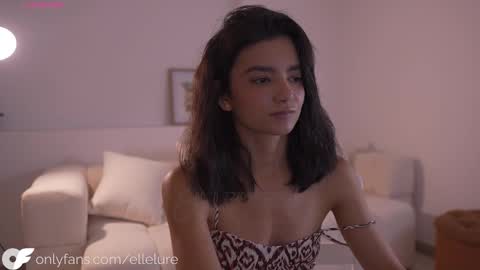 Linda Restrepo online show from September 2025 10:45:01 PM