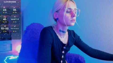Ellie online show from August 2026 03:21:02 PM