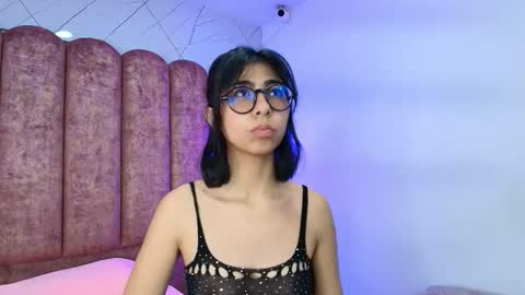 Ellie Bloom online show from January 2026 06:42:02 PM