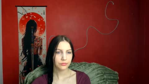 ellie_esmi online show from May 2026 11:16:02 AM