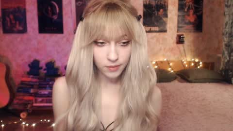 ellie_friendly online show from January 2025 12:12:01 AM