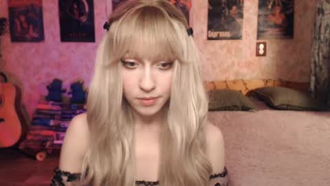 ellie_friendly online show from February 2025 12:11:02 PM