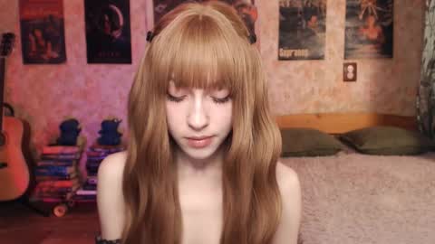ellie_friendly online show from November 2025 11:10:01 PM