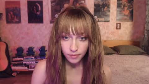 ellie_friendly online show from July 2026 02:15:01 PM