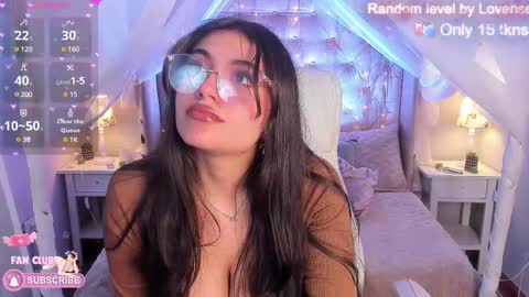 Snapshot of ellie_jhonson_ chatting on February 2025 05:57:02 PM  Ellie Jhonson  online show from February 2025 05:57:02 PM