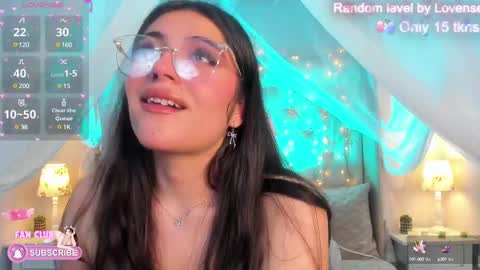 Snapshot of ellie_jhonson_ chatting on February 2025 08:39:01 AM  Ellie Jhonson  online show from February 2025 08:39:01 AM