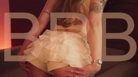 Snapshot of elliecutes chatting on February 2026 08:07:01 AM elliecutes online show from February 2026 08:07:01 AM