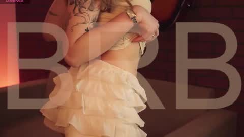 Snapshot of elliecutes chatting on March 2026 05:13:01 AM elliecutes online show from March 2026 05:13:01 AM