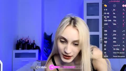 Snapshot of elliefrost chatting on February 2025 09:50:01 PM elliefrost online show from February 2025 09:50:01 PM
