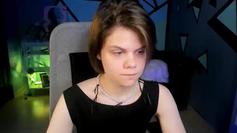 elliemurler online show from October 2025 09:06:02 AM