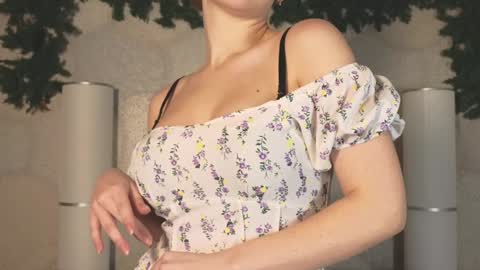 just Emily  online show from January 2025 03:28:01 PM