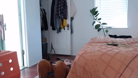 Ellie Rowyn online show from December 2025 08:39:02 PM