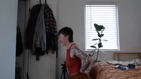 Ellie Rowyn online show from February 2026 08:18:02 PM