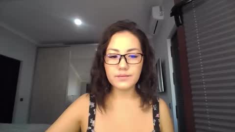 elliesoft online show from November 2025 09:43:02 AM