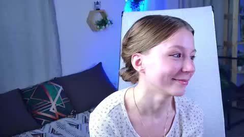 Snapshot of ellifrankenweenie chatting on March 2026 11:03:01 AM Elli online show from March 2026 11:03:01 AM