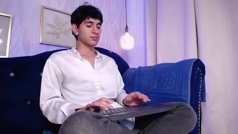 Elliot online show from January 2026 11:32:02 PM