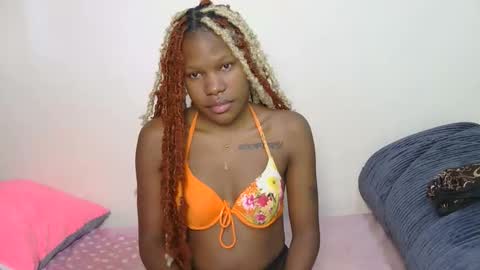 elllanna online show from November 2025 08:42:01 AM