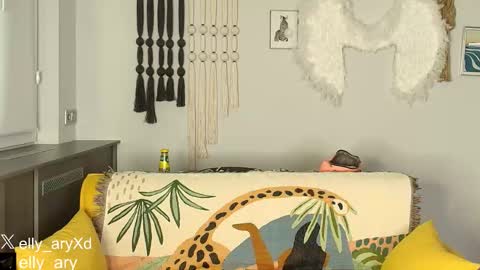 elly_ary online show from January 2026 09:30:02 PM