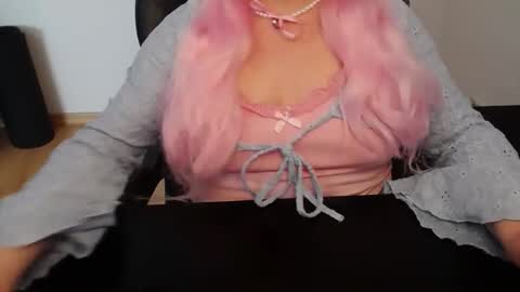 Elly online show from March 2026 08:29:02 AM