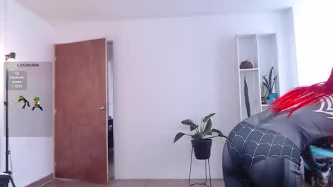 Emy Castro online show from September 2025 08:20:02 PM