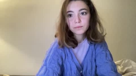 Elina online show from September 2025 09:42:01 PM