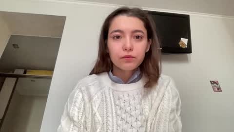 Elina online show from October 2025 06:44:01 AM