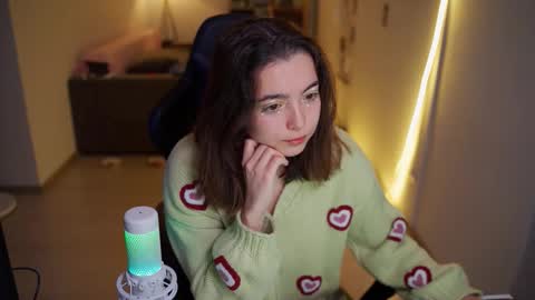 Elina online show from October 2025 06:03:02 AM