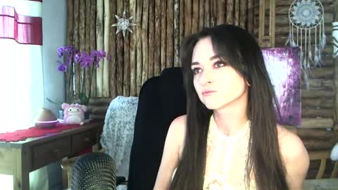 Snapshot of ellysan_del_art chatting on November 2025 11:44:01 AM Ellysan de lart online show from November 2025 11:44:01 AM