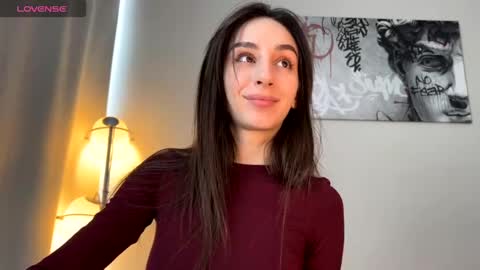 Im online Fri Sun Mon Tue Thu Fri Sat3 from 1000 online show from February 2025 07:02:02 AM