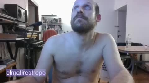 Mati Restrepo online show from November 2025 11:40:02 PM