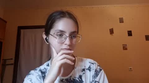 Kate online show from July 2026 02:32:02 PM