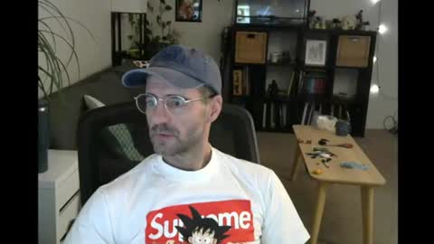Snapshot of elmetaagain chatting on July 2026 04:59:01 AM elmetaagain online show from July 2026 04:59:01 AM