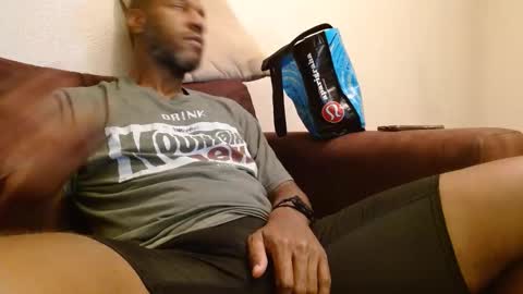 Snapshot of elmorenazogt chatting on February 2025 03:33:01 AM My name is Elmore. Please say hello I like to chat with you. If you have requests or dirty talk please use tip online show from February 2025 03:33:01 AM
