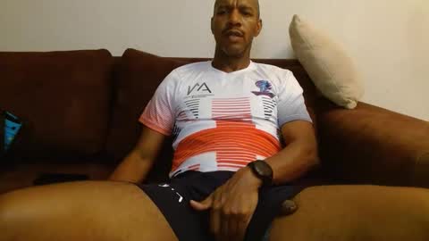 Snapshot of elmorenazogt chatting on February 2025 05:24:01 AM My name is Elmore. Please say hello I like to chat with you. If you have requests or dirty talk please use tip online show from February 2025 05:24:01 AM