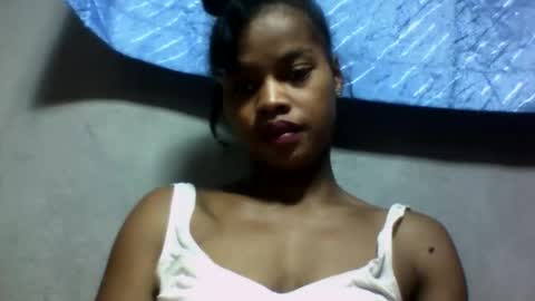 Snapshot of elodie228680 chatting on June 2026 06:59:01 AM elodie228680 online show from June 2026 06:59:01 AM