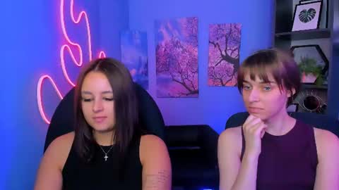 Snapshot of elodie_crystal chatting on July 2026 01:58:01 PM Ella online show from July 2026 01:58:01 PM
