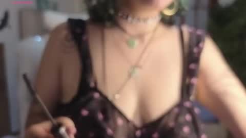 Snapshot of eloisee_ chatting on February 2026 08:12:02 PM Eloise . online show from February 2026 08:12:02 PM