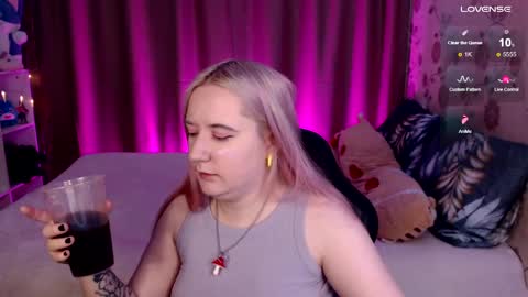 Snapshot of elovinora chatting on December 2024 08:10:02 PM Ela give me a thumbs up if you like it and this is important for the development of the account online show from December 2024 08:10:02 PM