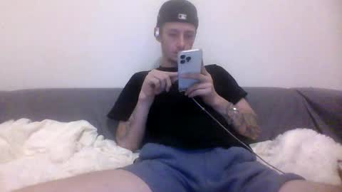 Snapshot of elpatriko9229 chatting on March 2026 06:36:01 PM ElPatriko9229 online show from March 2026 06:36:01 PM