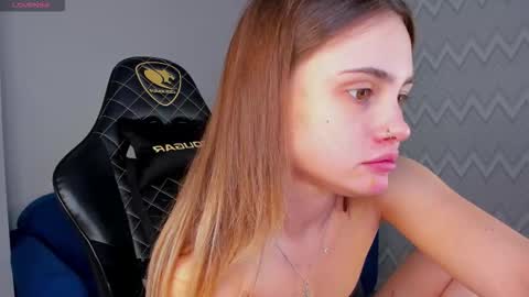 elsa_carterr online show from October 2025 11:00:02 AM