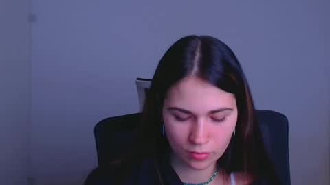 Elsa online show from December 2024 07:22:01 PM