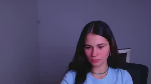 Elsa online show from December 2024 07:46:02 PM