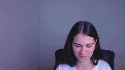 Elsa online show from December 2024 10:25:01 PM