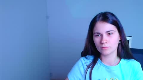 Elsa online show from February 2025 07:49:01 PM