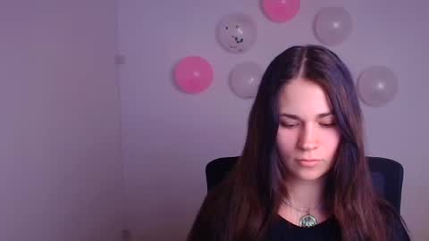 Elsa online show from February 2025 08:03:01 PM