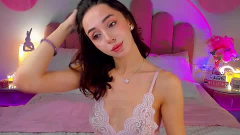 Michelle online show from October 2025 08:26:01 PM