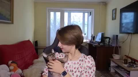 elsaangel online show from November 2025 02:32:01 AM