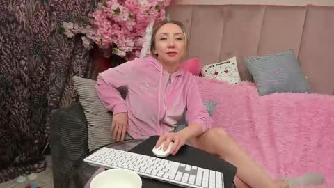 ElvaArno online show from January 2025 08:52:01 AM